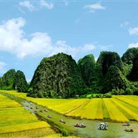 Trang An or Tam Coc Boat Tour? Same same but different!