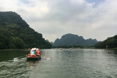 Trang An Boat Tour - Full Day Trip From Hanoi