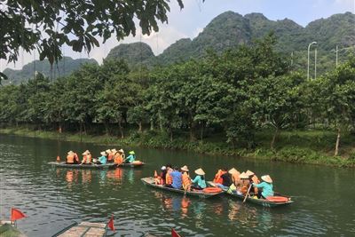 Tour 1 Ngày: Bai Dinh- Trang An