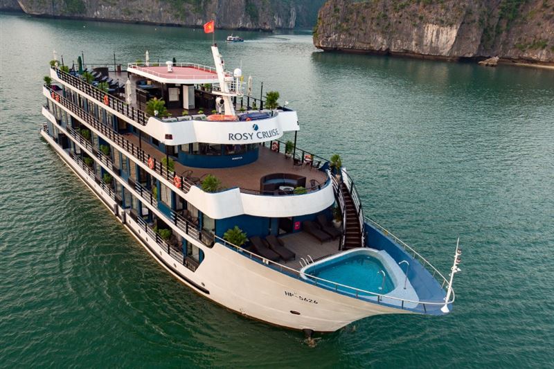 Halong Bay Overnight Cruise From Hanoi