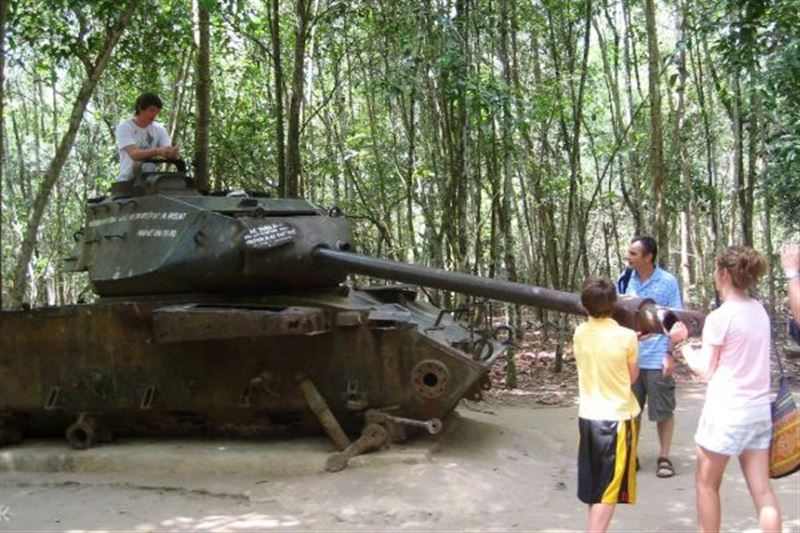 PRIVATE TOURS : Explore Mekong Delta - Ho Chi Minh City - Cu Chi Tunnel