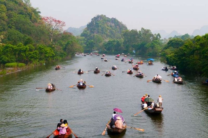 Perfume Pagoda Full Day Tour From Hanoi